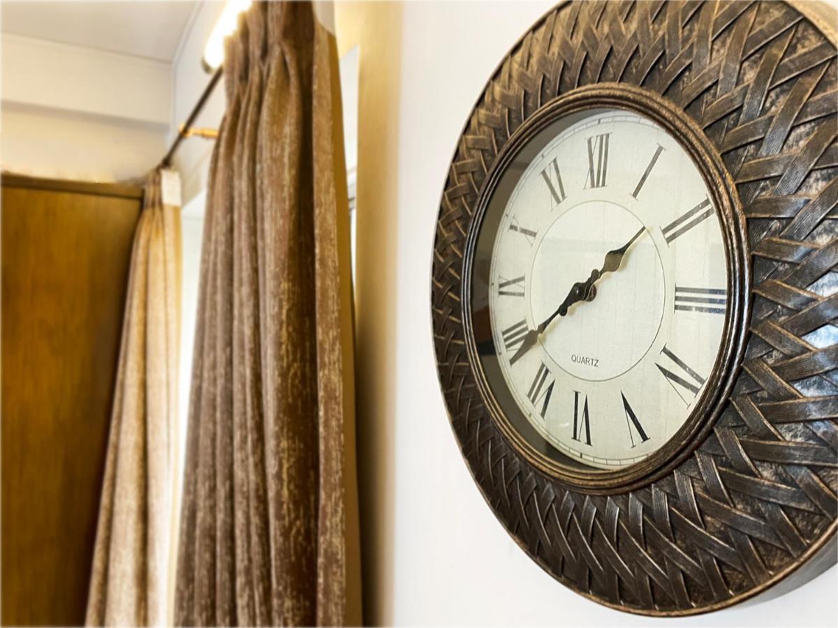 The Aster Homestay - Bedrooms & Apartments Calcutta  Esterno foto