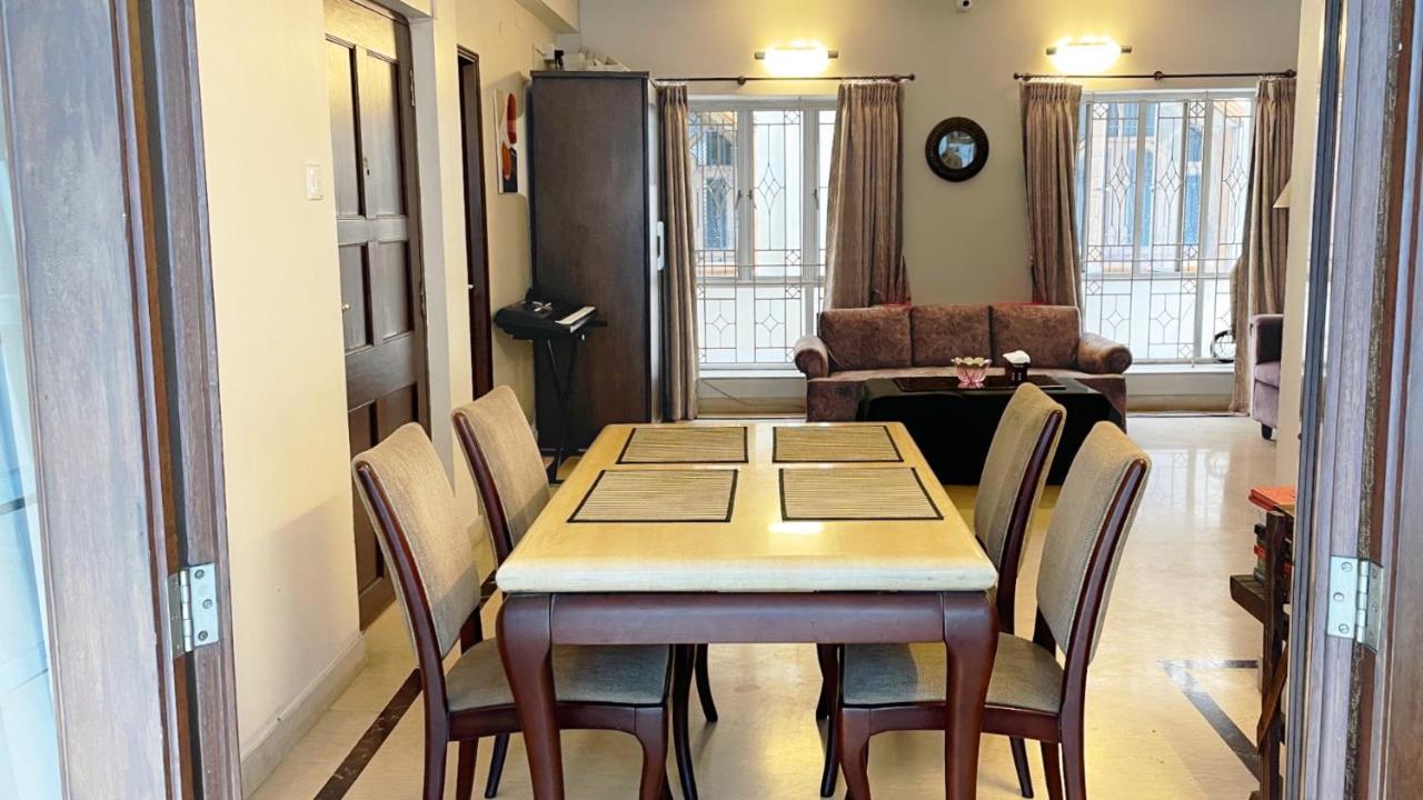 The Aster Homestay - Bedrooms & Apartments Calcutta  Esterno foto